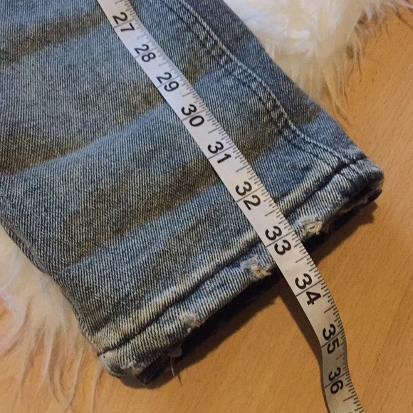 🌺RARE distressed jeans🌺 - Picture 5 of 8